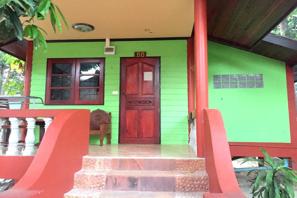 Sea Breeze Resort 35/35
