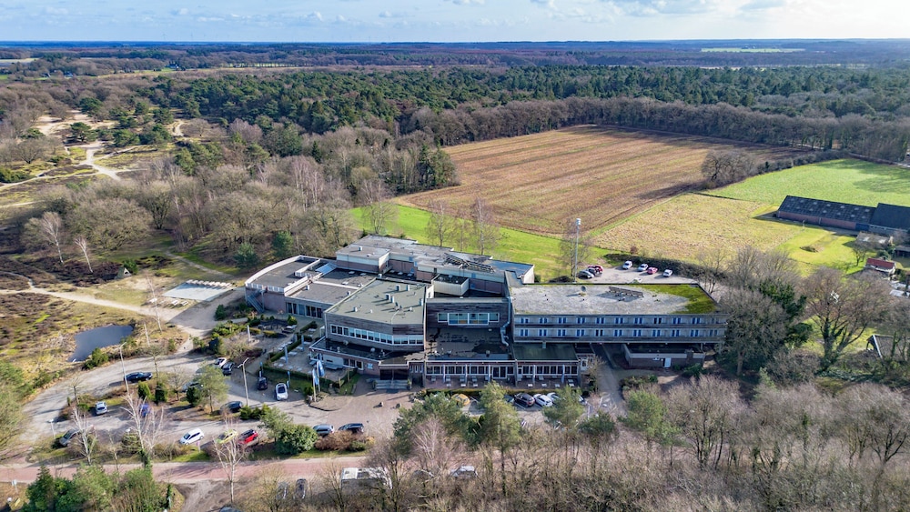 Fletcher Hotel - Restaurant De Zeegser Duinen 71/75