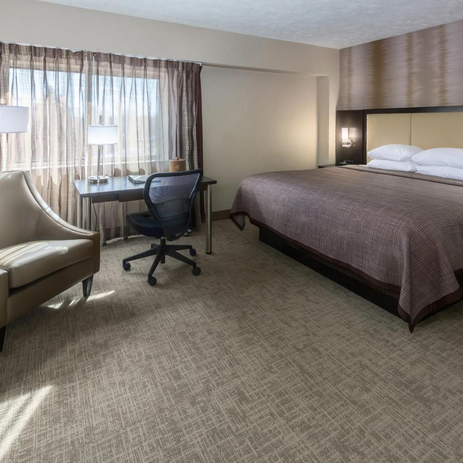 Room, King Bed, West Wing