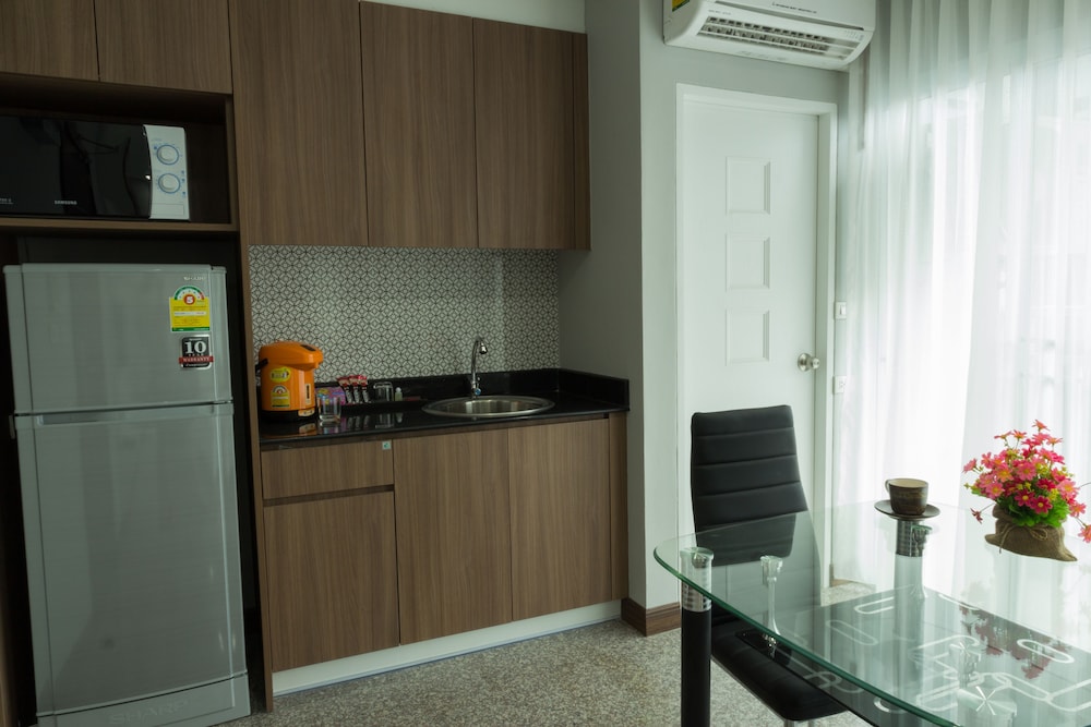 Modernbright Service Apartment 5/20