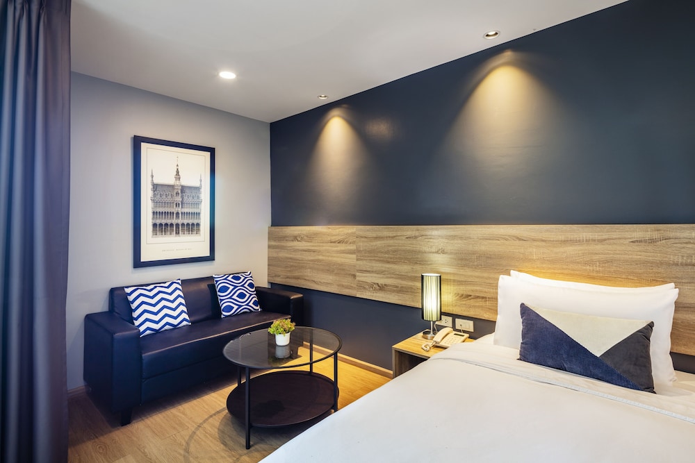 Narra Hotel 18/40