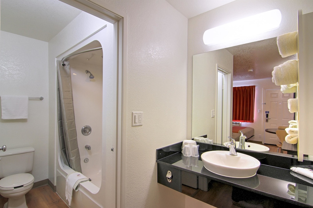 Motel6 Scottsdale, AZ - Old town Scottsdale/Fashion Square 22/40