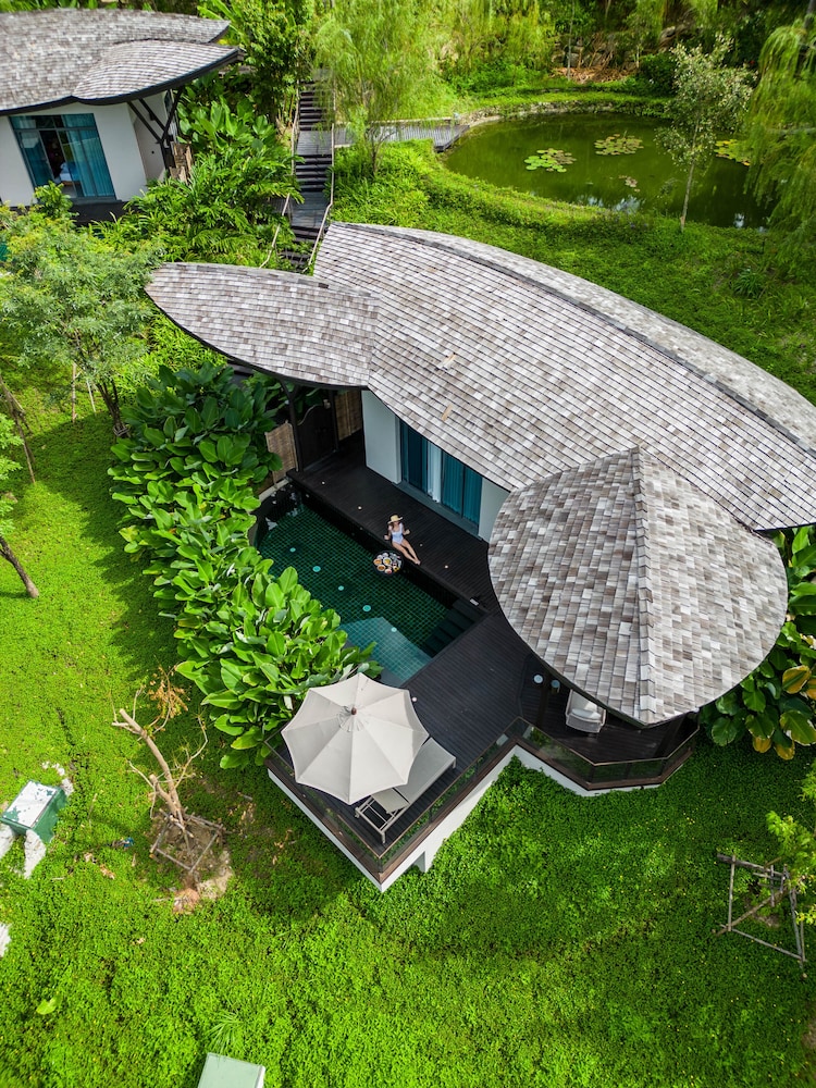Noku Phuket 47/50