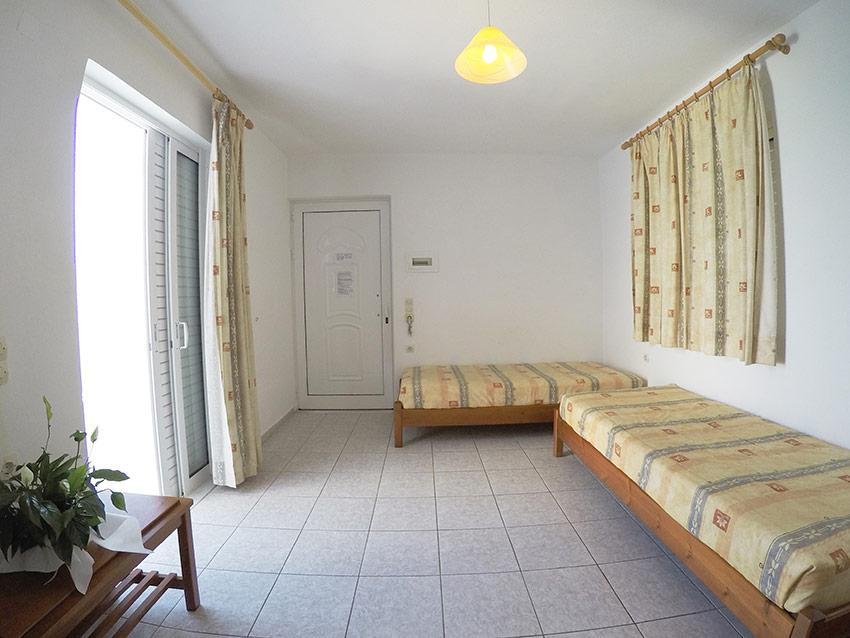 Room at Tasmania Village, AGIOS NIKOLAOS