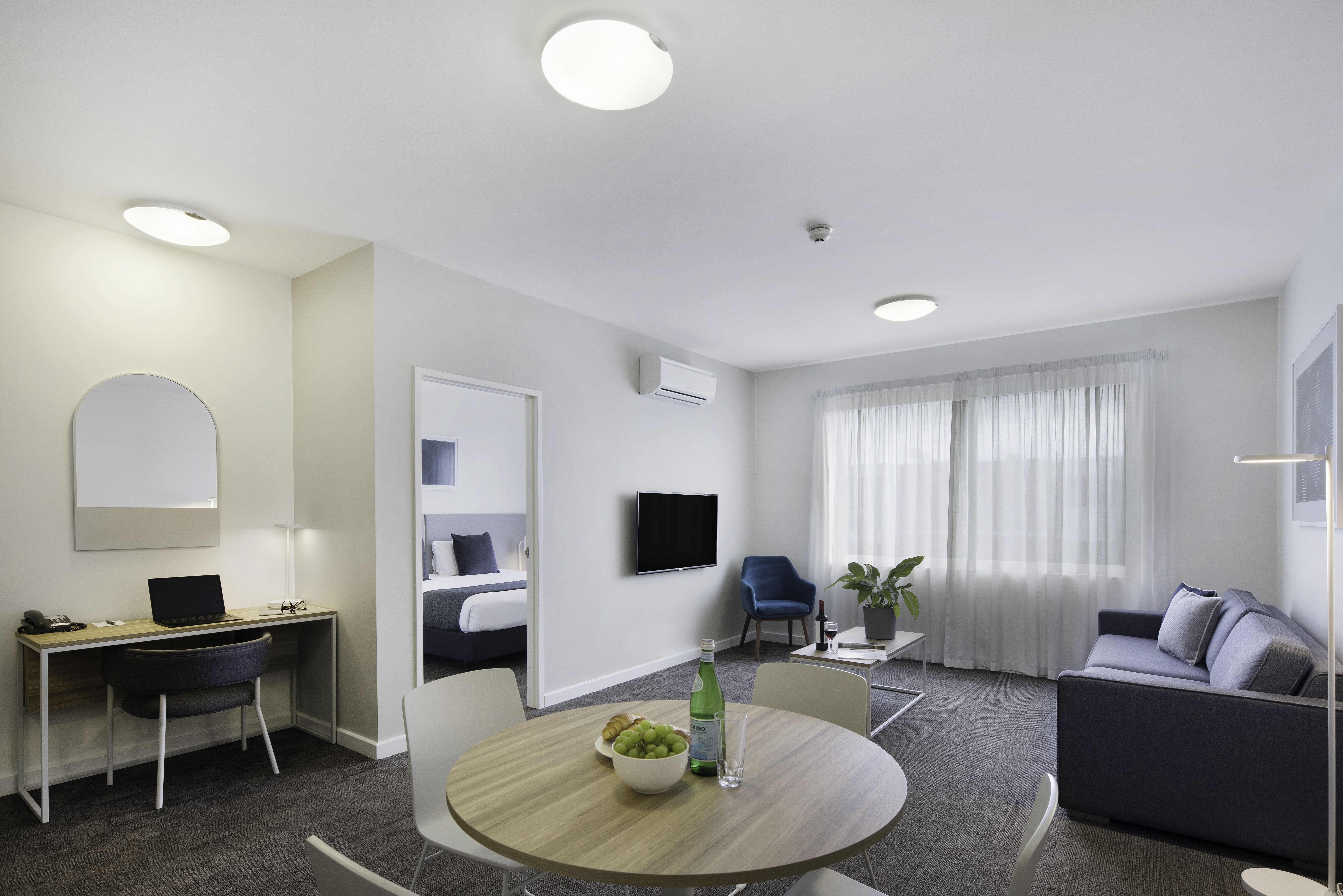 Quest Mawson Lakes 47/78