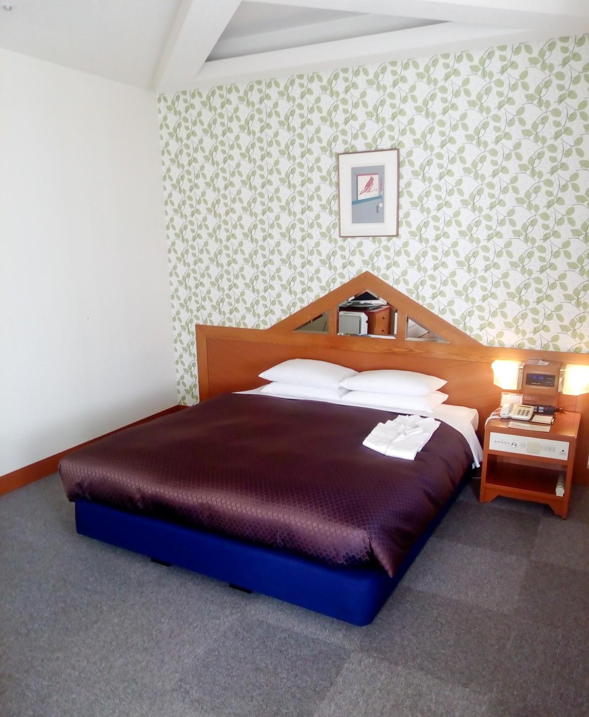 Female Only, Standard, Double Bed