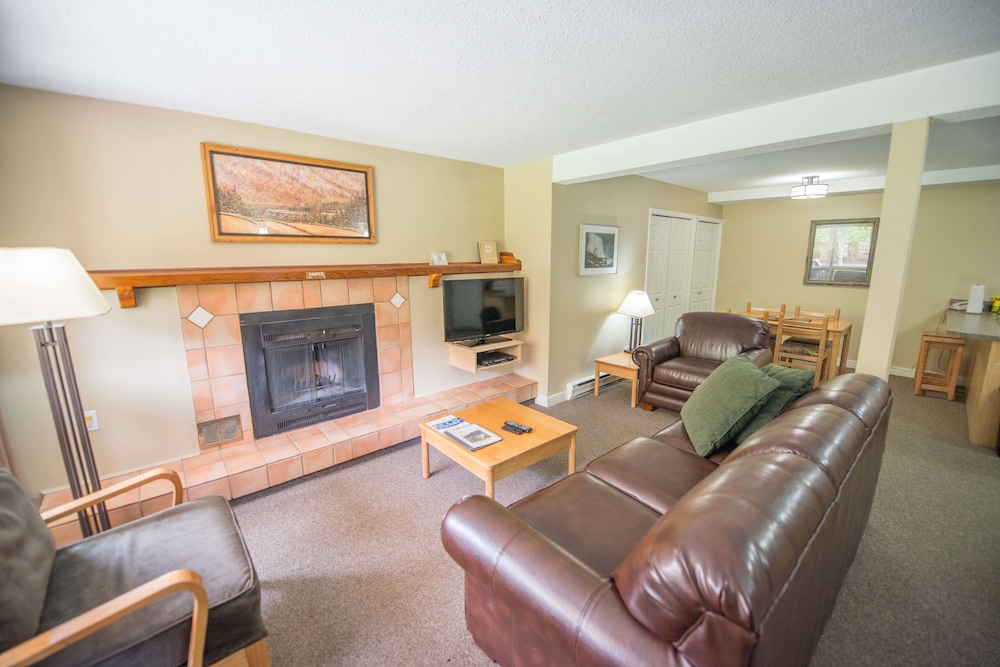 Panorama Vacation Retreat at Horsethief Lodge 53/70