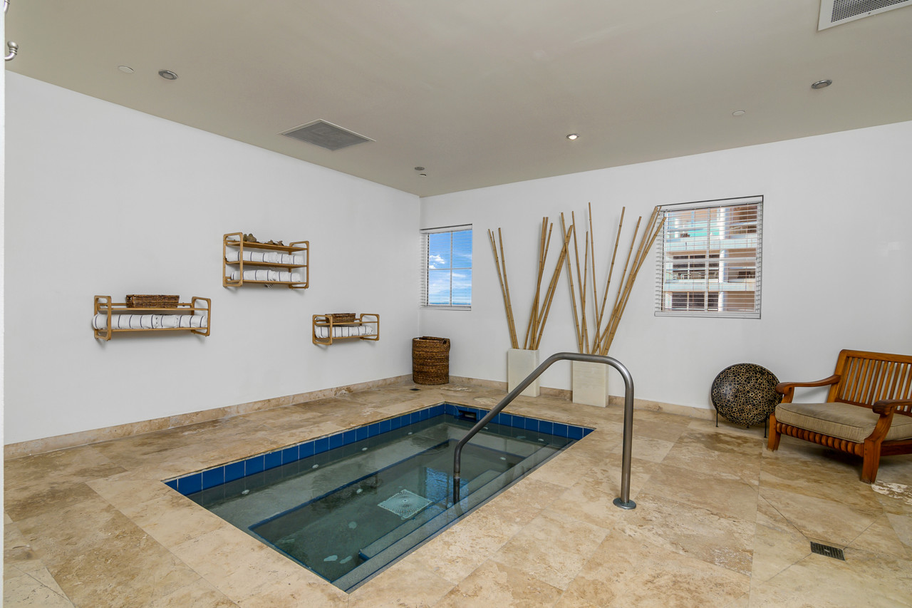 Private Residences At the Atlantic Resort And Spa 43/62
