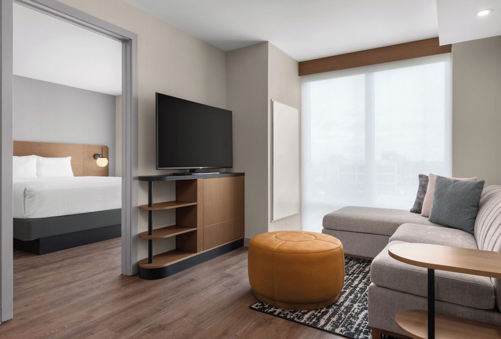 Hyatt House Mississauga Airport Corporate Centre 19/44