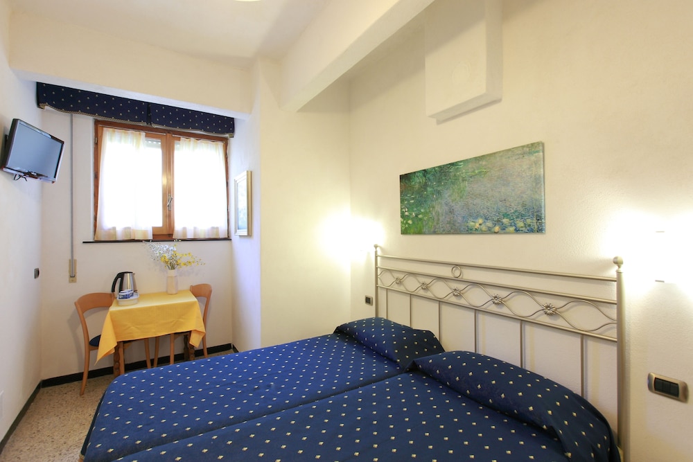 Albergo Al Carugio 7/50