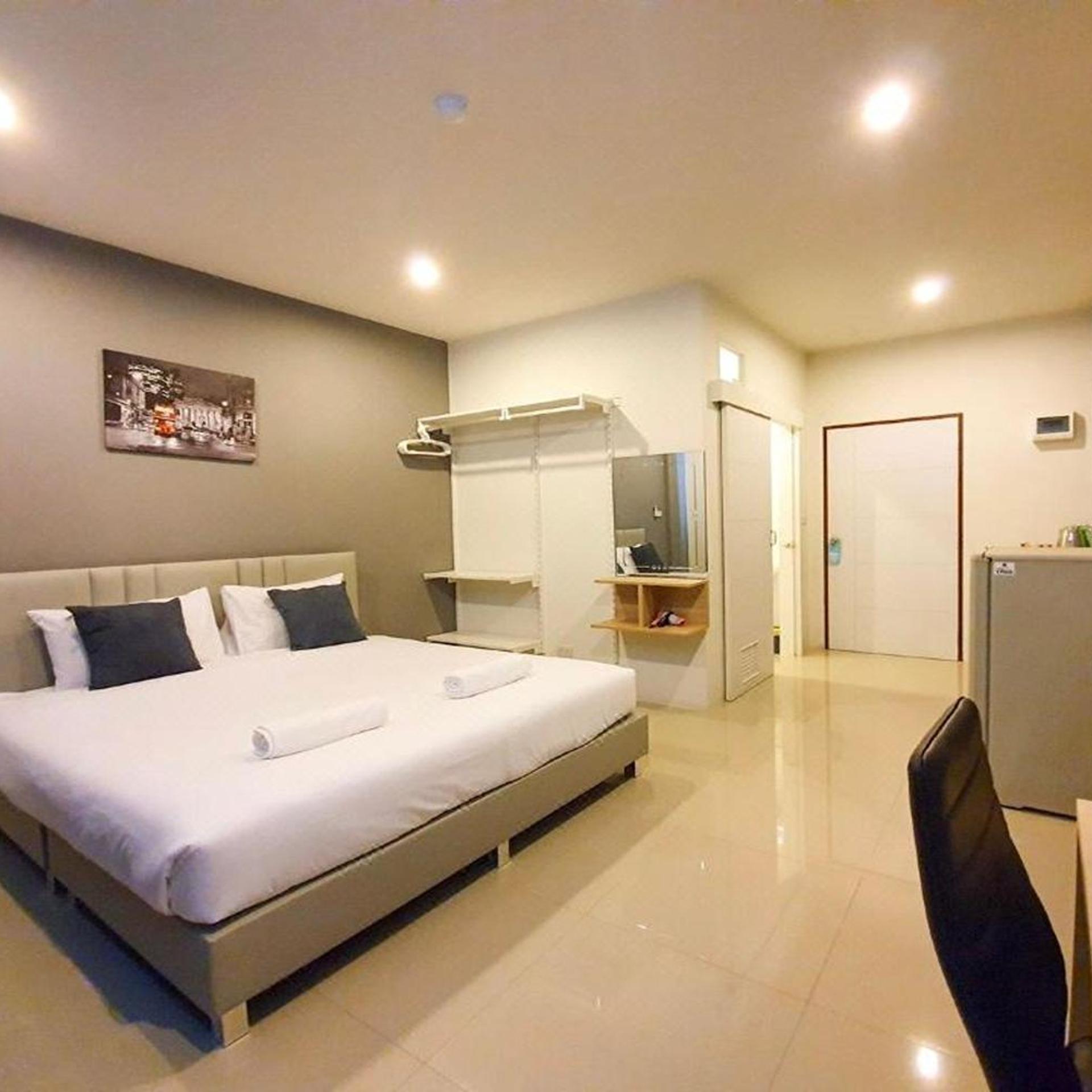 Room, Double Bed, Garden View, Big Buddha Hill Side 4/10