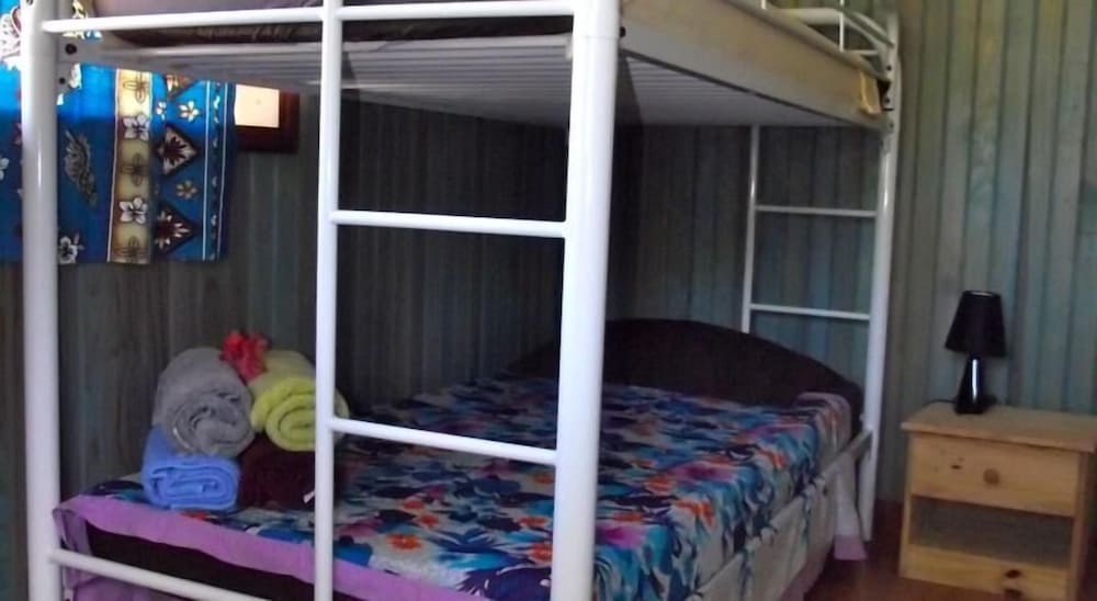 Moorea Surf Bed And Breakfast Hostel 19/32