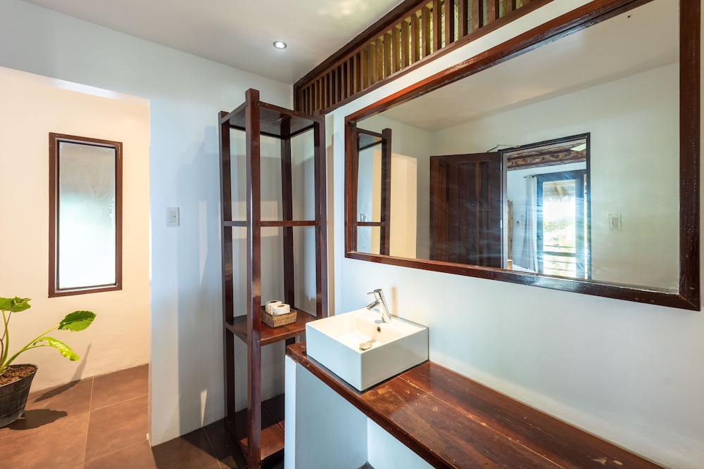 Siargao Inn Beach Resort 48/50