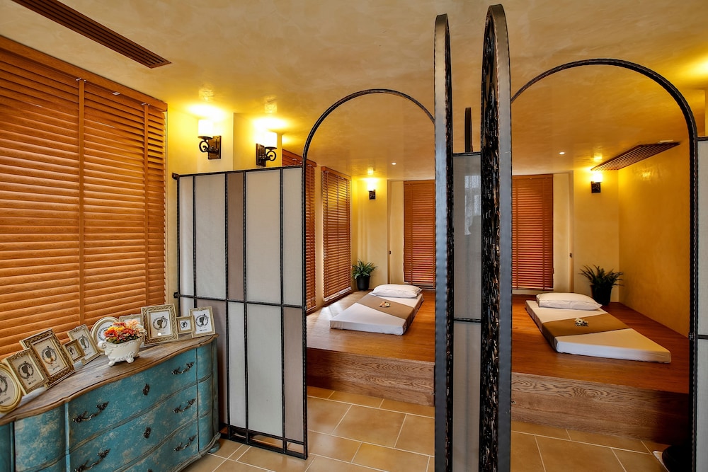 Town Square Suites By Toscana Valley 19/50