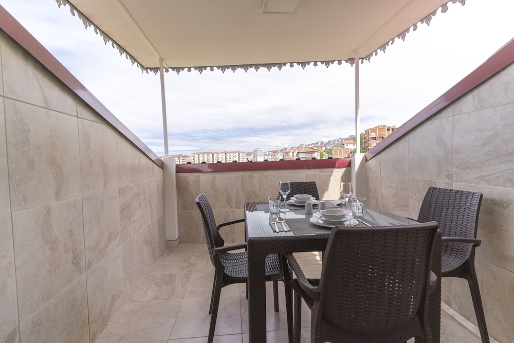 Umut Apartments 42/50