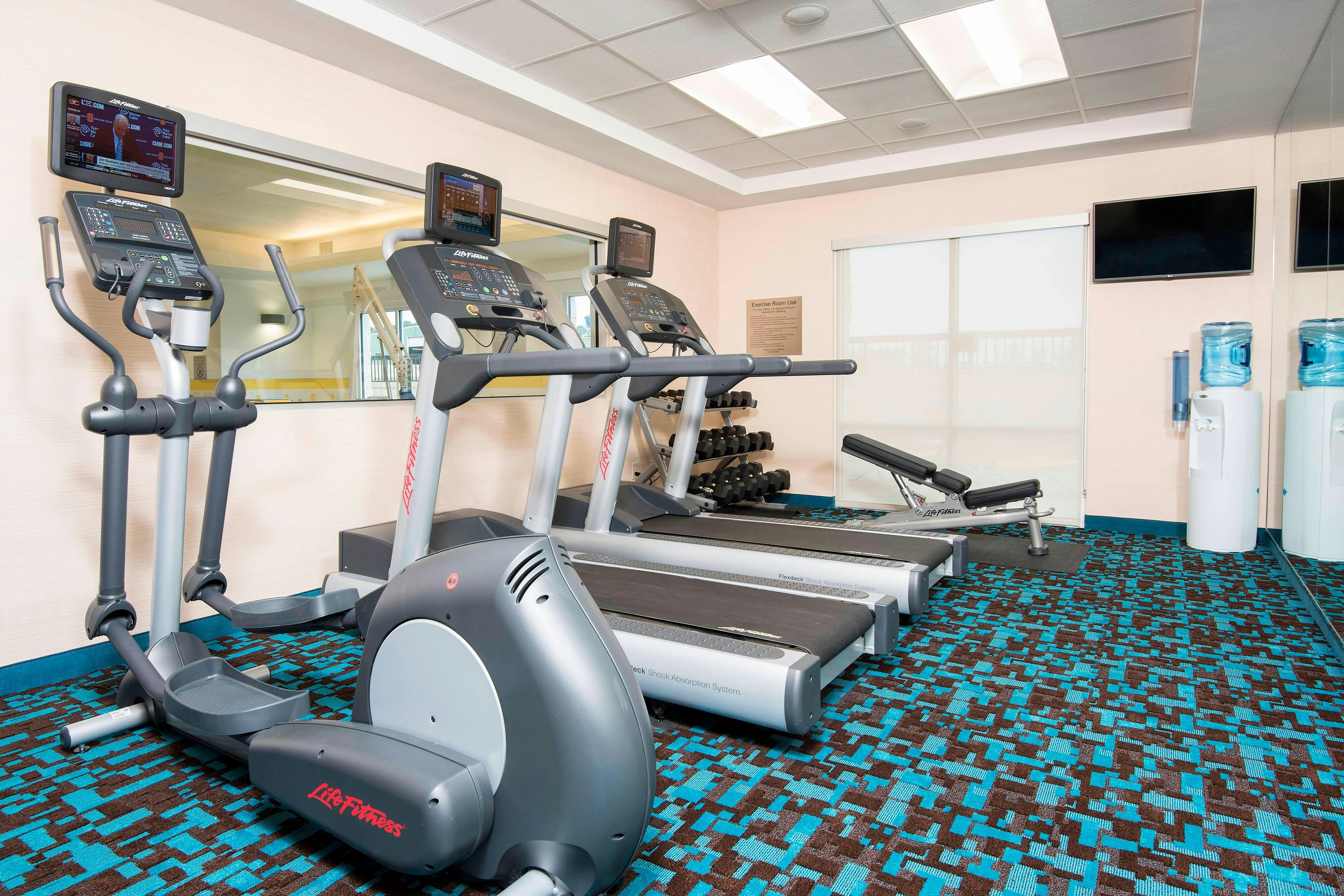 Fairfield Inn Suites Fredericksburg 25/41