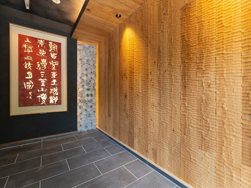 Grand Base Beppu Ekimae 24/41