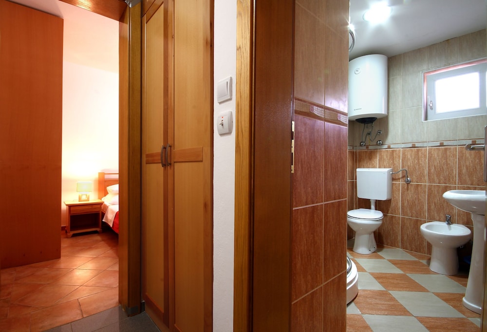 Apartments Djurasevic 50/50