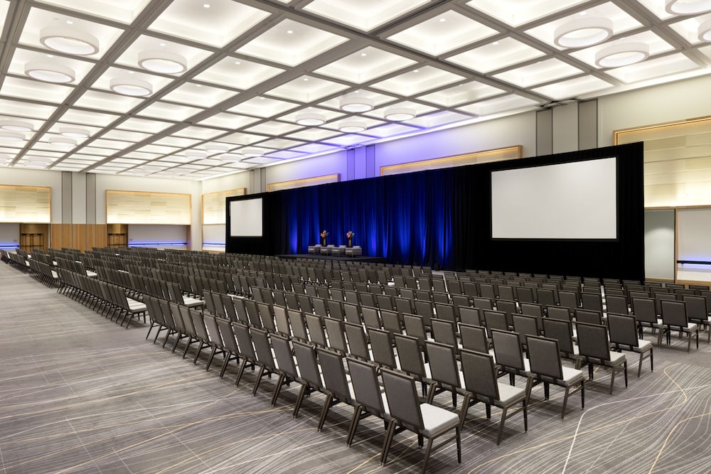 At T Hotel Conference Center At the University of Texas 57/65