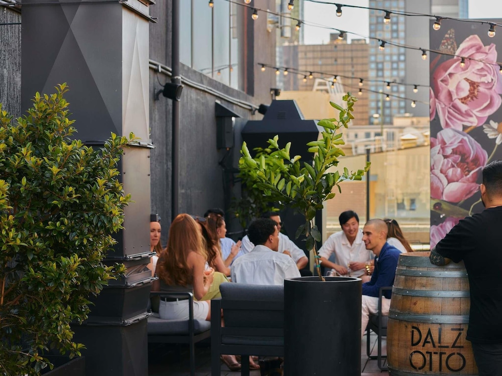 Pullman Melbourne City Centre 11/80