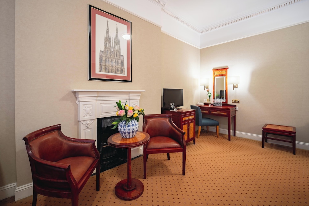 Grange Clarendon Hotel 56/72