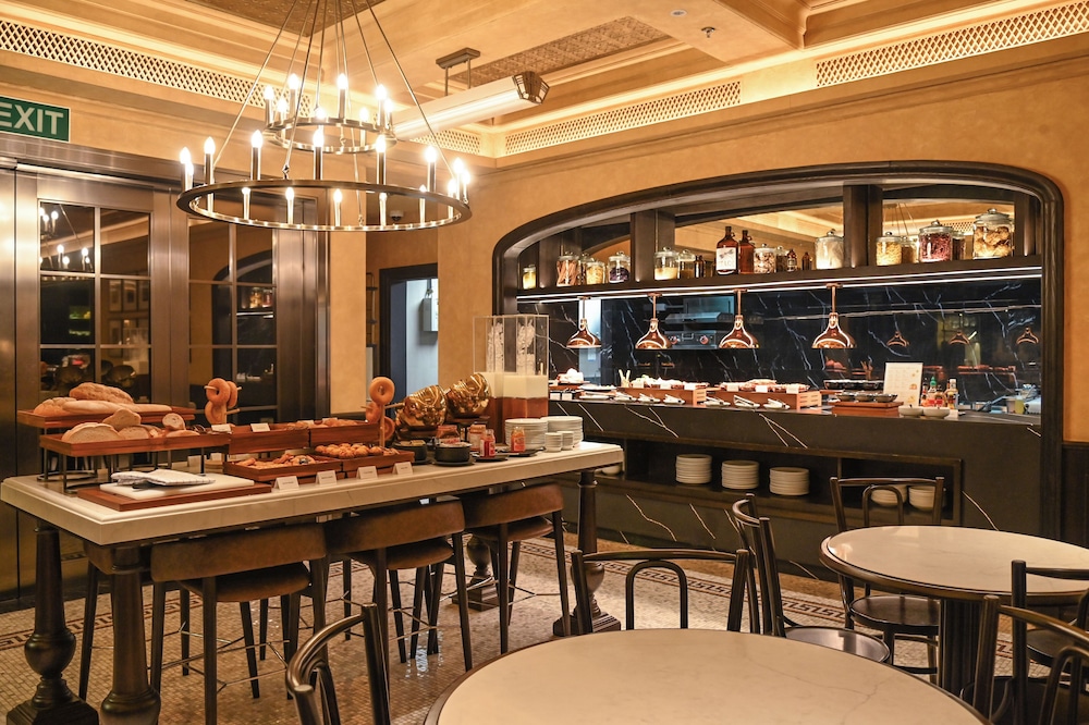 Marriott Executive Apartments, Bangkok Townhall Sukhumvit 34/49
