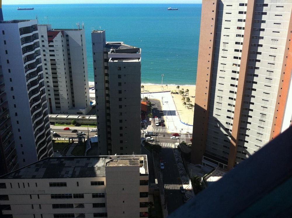 JOH Blue Ocean Hotel 2/63