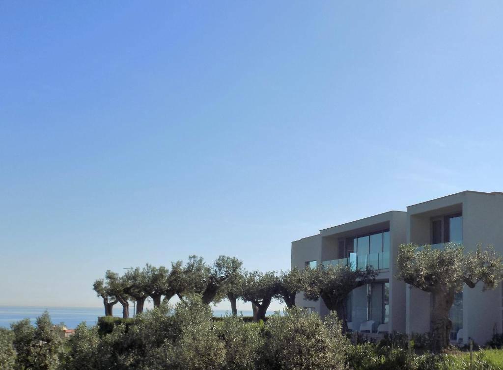 Alkimia Boutique Hotel 24/26
