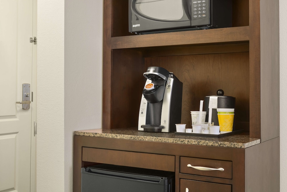 Hilton Garden Inn Winston Salem Hanes Mall 7/53