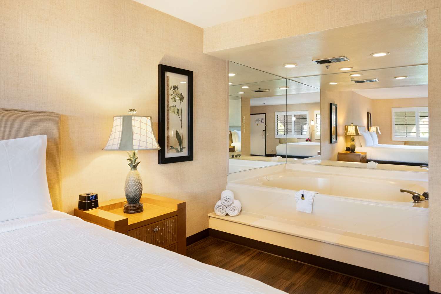 Best Western Plus Las Brisas Hotel 15/40