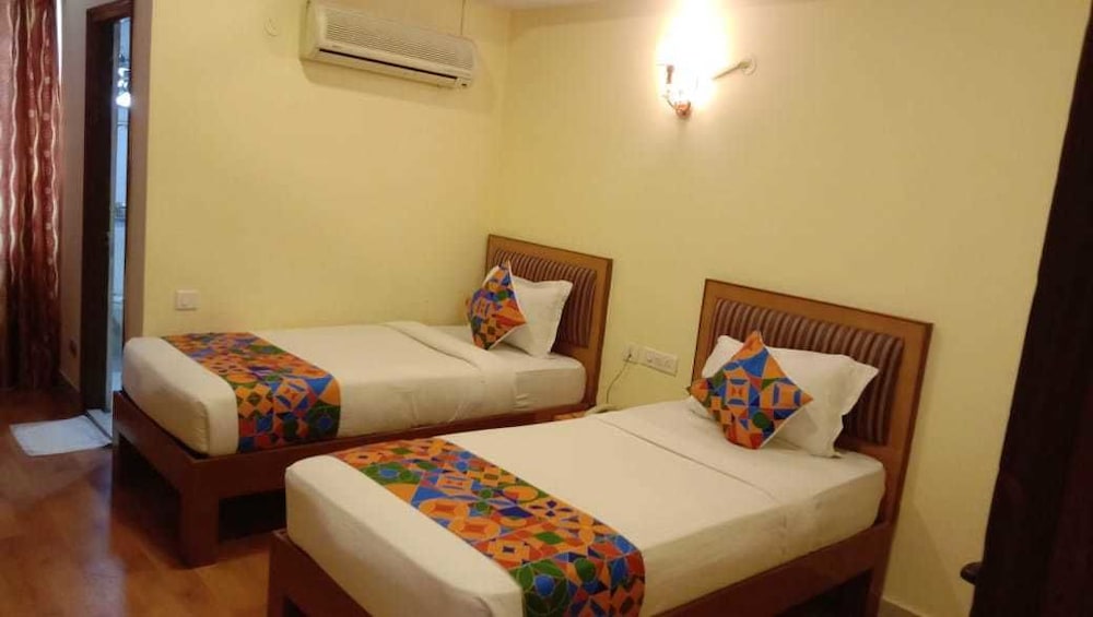 Hotel Anmol Continental 5/27