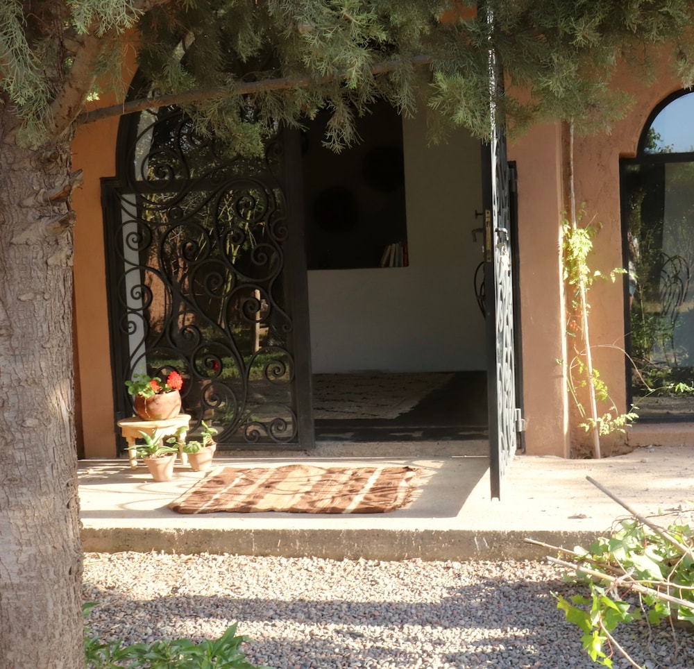 Fawakay Villas 40/44