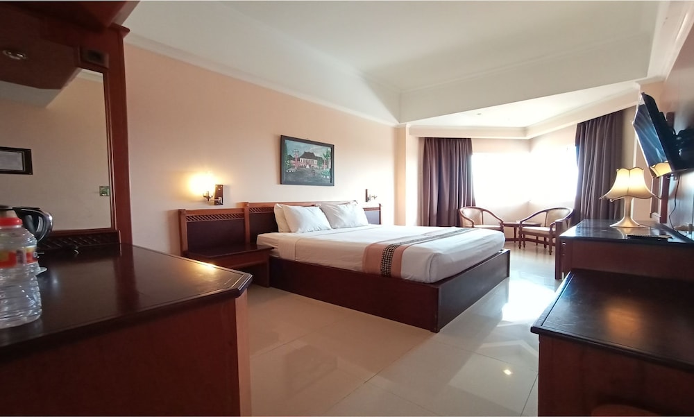 Hotel Asia Solo 9/37