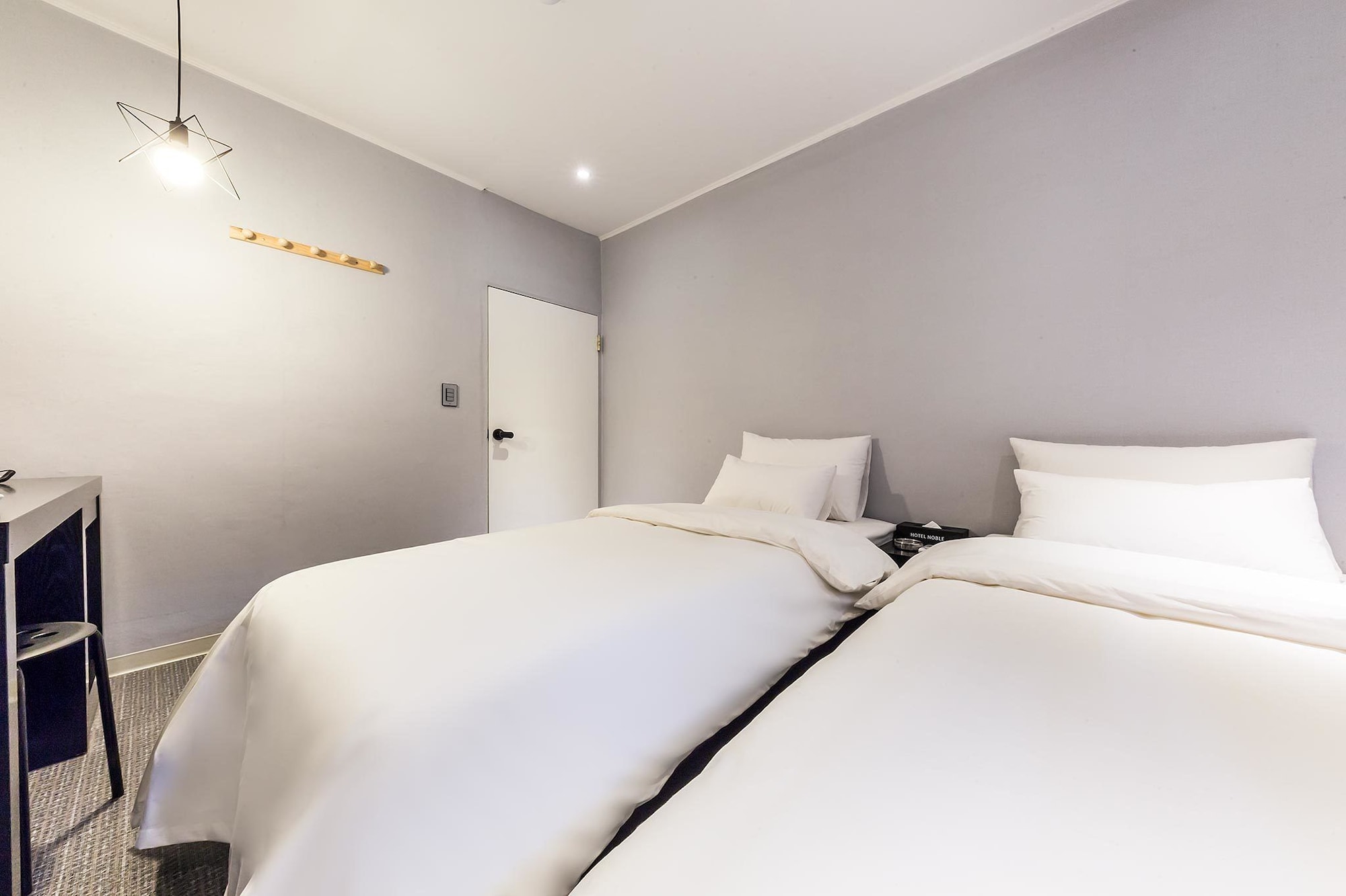 STANDARD, TWIN BEDS