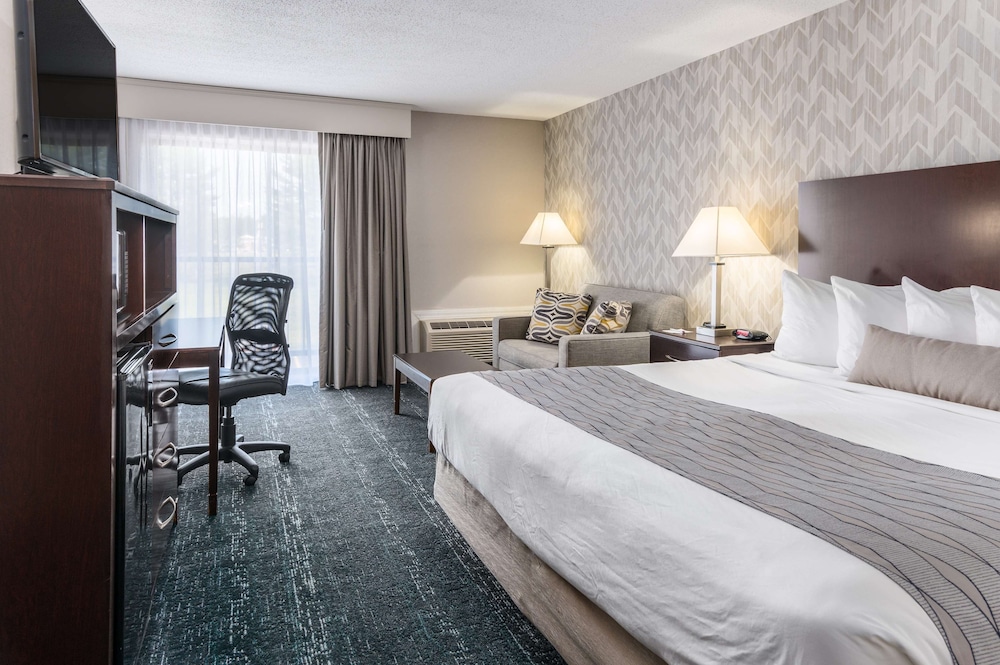 Best Western Plus Keene Hotel 10/63