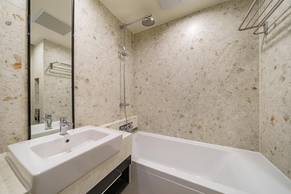 Gloucester Hotel Kintex 58/61