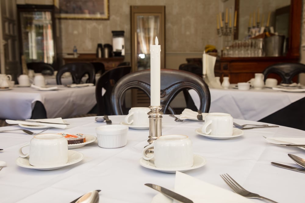 Normanhurst Hotel 30/50
