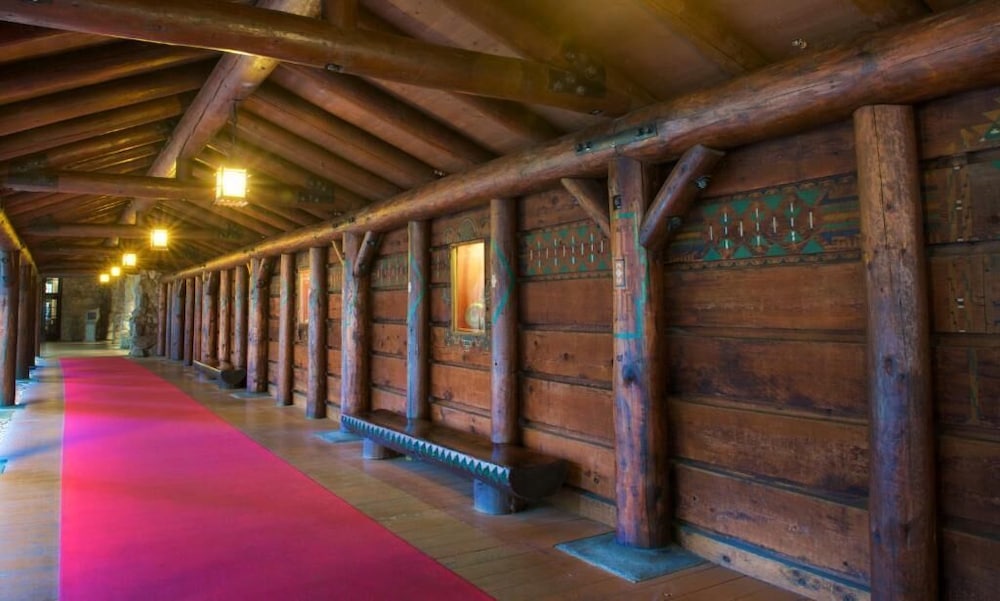 The Ahwahnee 26/50