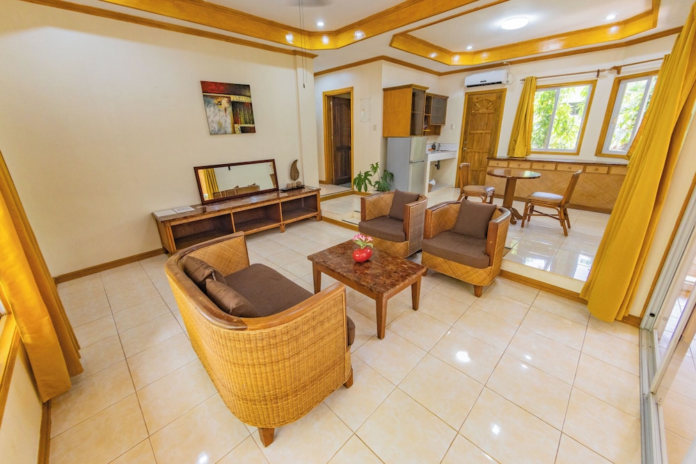 Palms Cove Resort 50/73