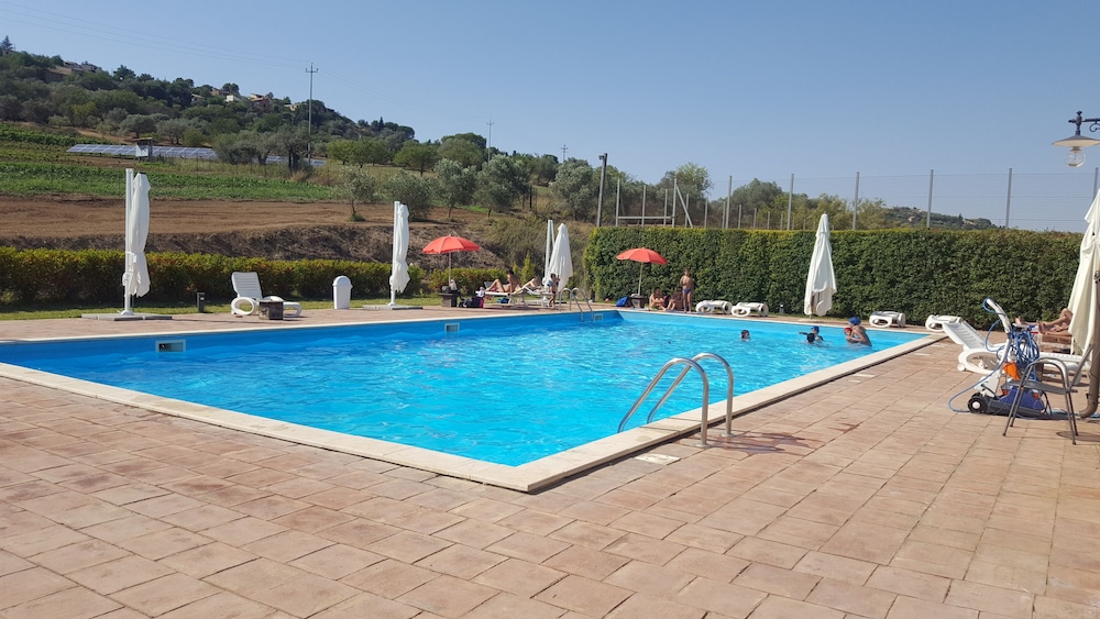 Casale Delle Rose 42/70