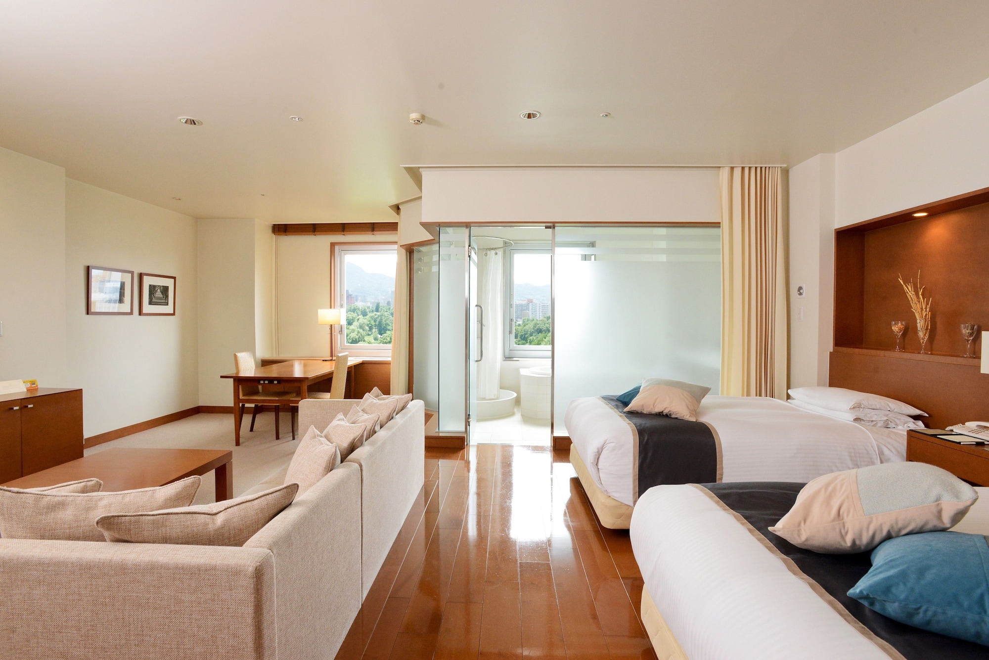 Luxury, Executive, Twin Beds