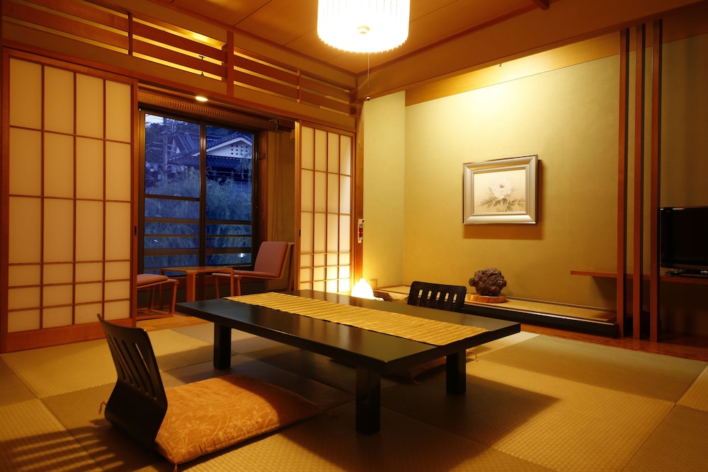 Kinosaki Yamamotoya 16/27