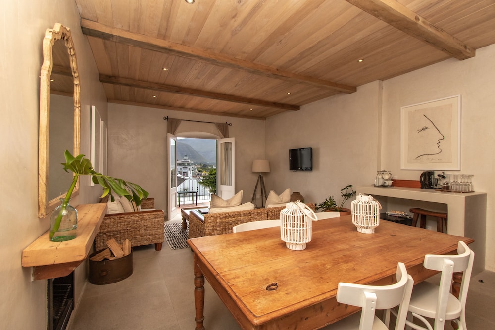 Auberge Burgundy Guest House Hermanus 35/43