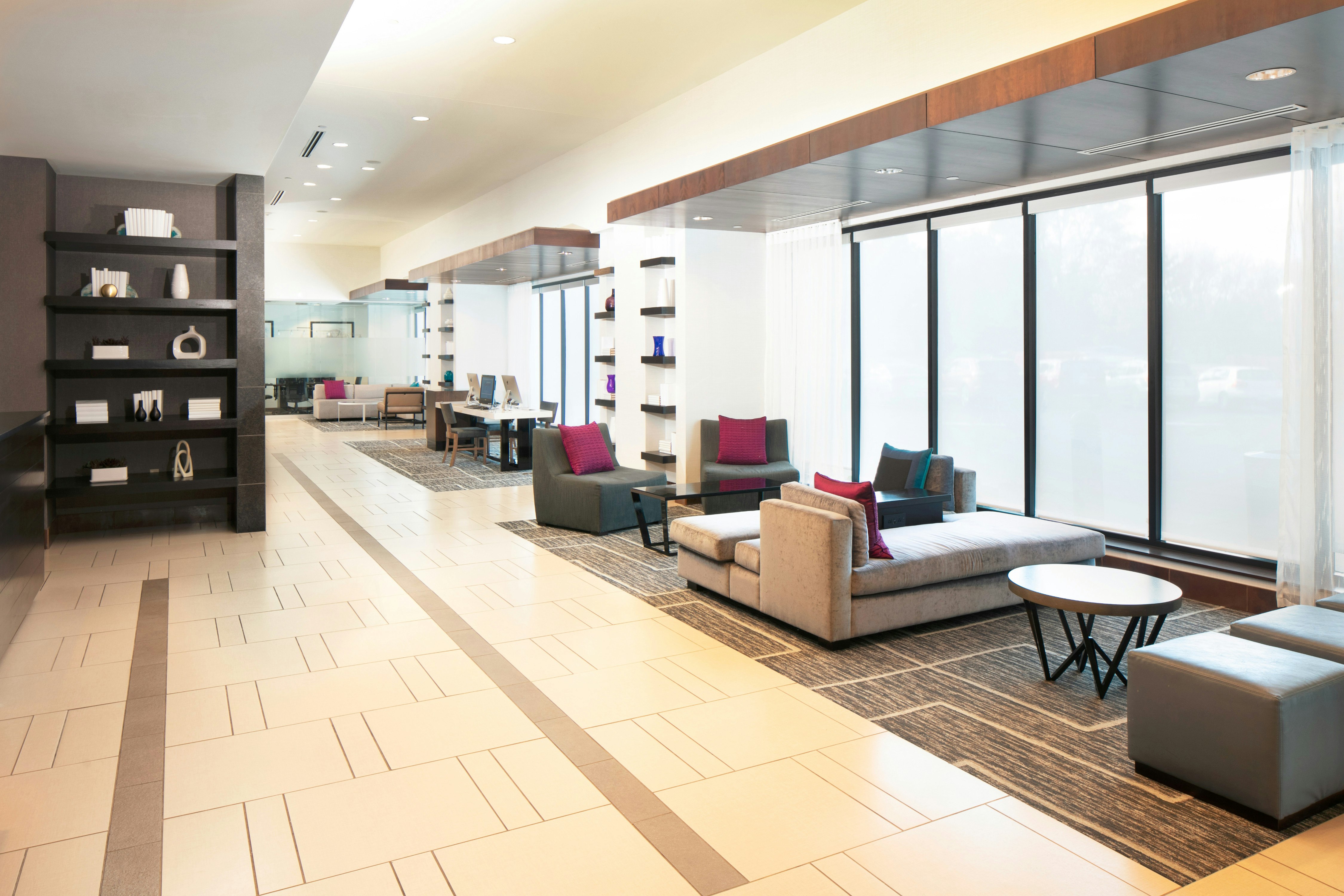Hilton Minneapolis Bloomington 37/70