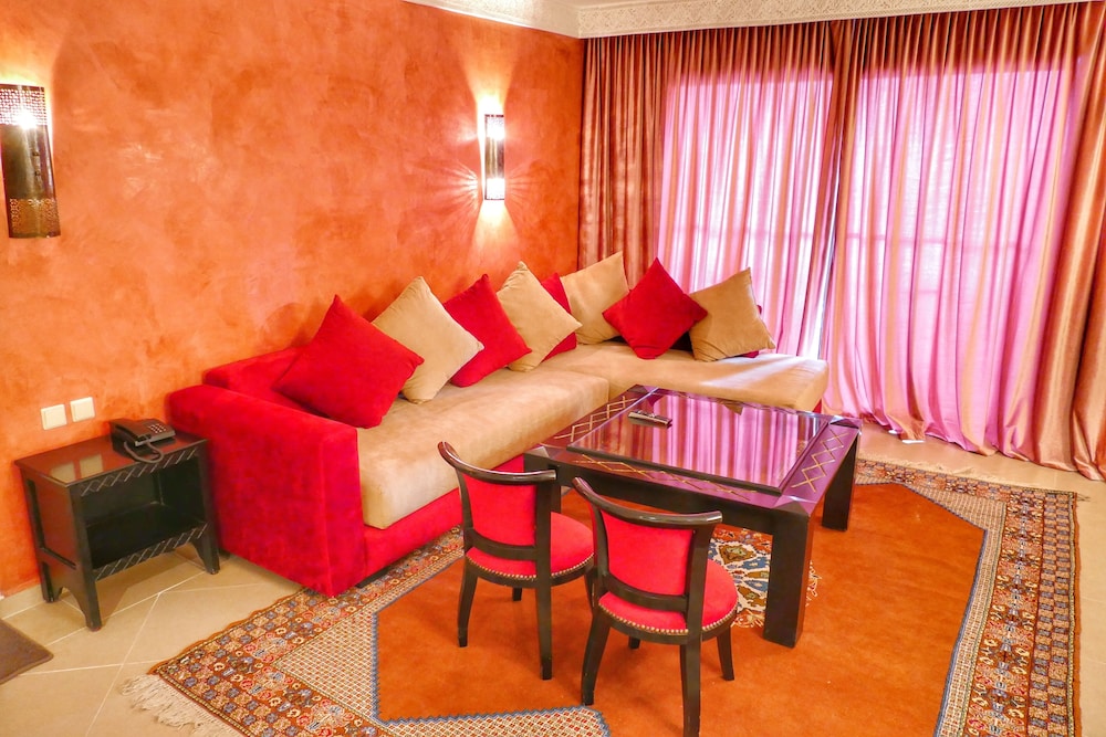 Zalagh Kasbah Hotel and Spa 31/50