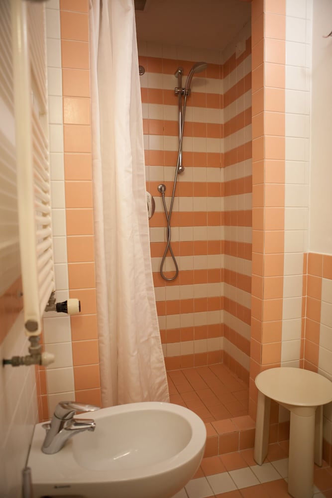 Locanda Ai Santi Apostoli 46/50