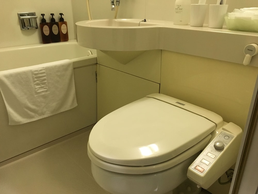 CENTRAL HOTEL SASEBO 49/50