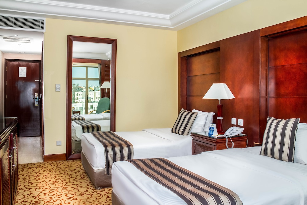 Days Inn by Wyndham Hotel Suites Amman 26/49