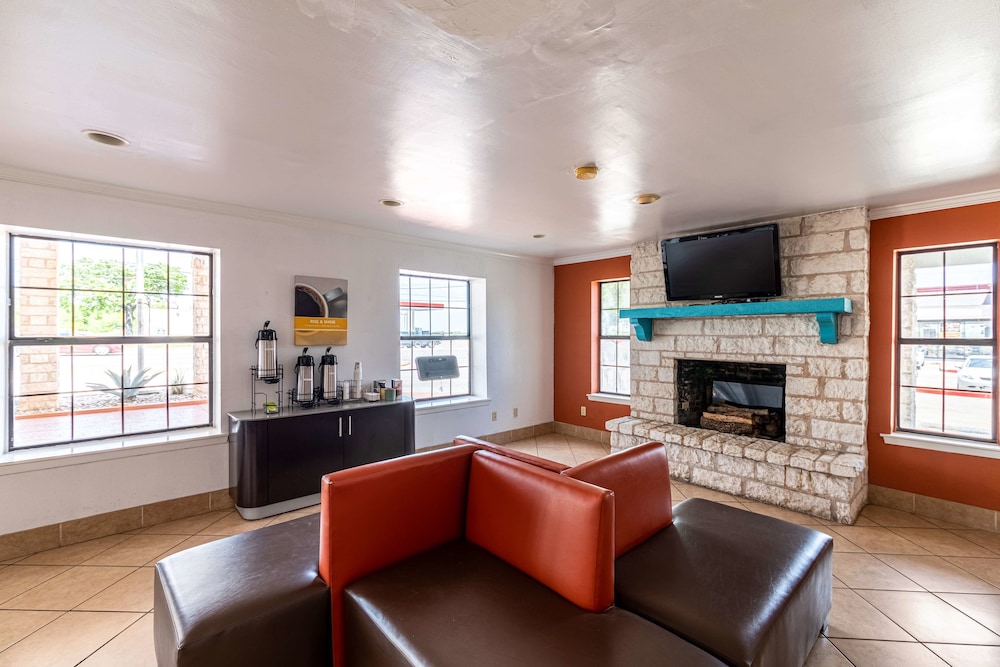 Motel6 Georgetown, TX 28/40