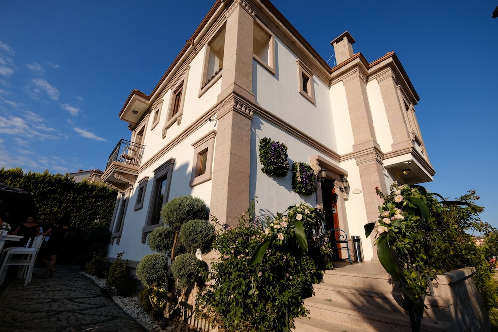 Cunda Vrodi Hotel 5/50